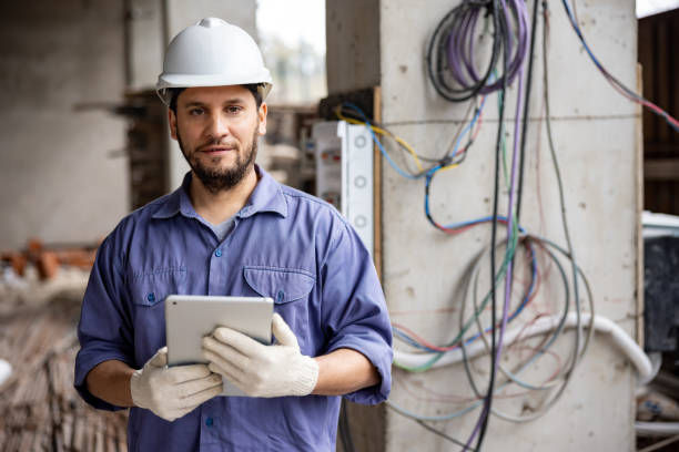 Best Affordable Emergency Electrician  in East Valley, NV